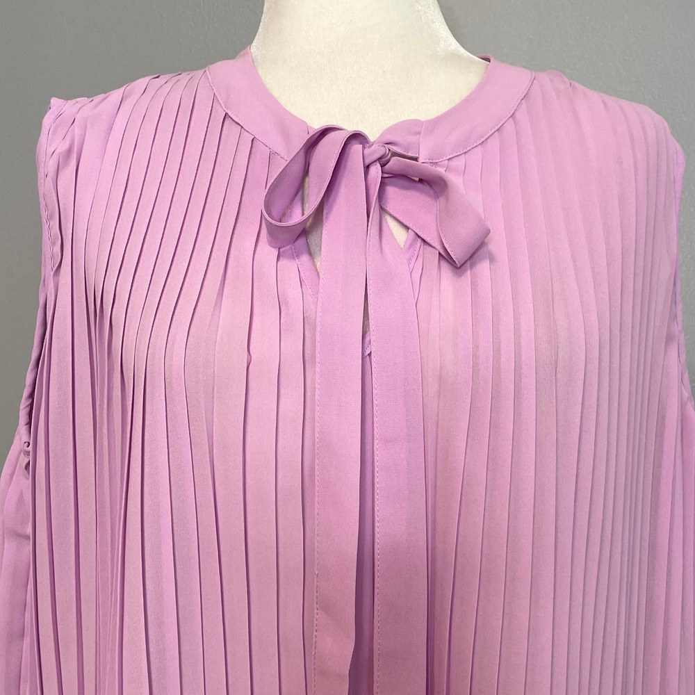 Vici Exclusive Lavender Pink Purple Pleated Oversized Blouse Top NEW Small - Picture 2 of 6